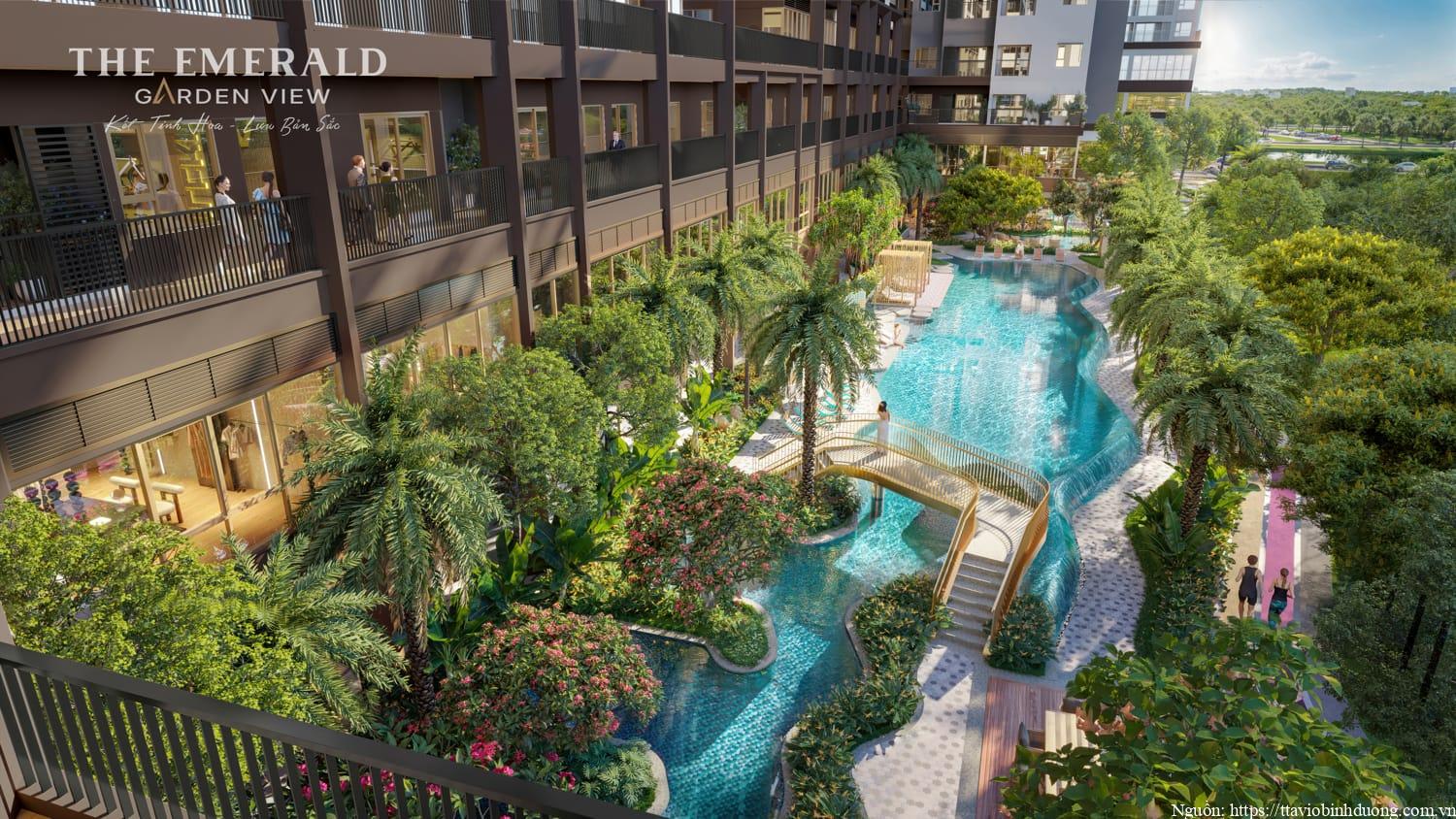 Khu hồ bơi The Emerald Garden View tầng 1 gồm hồ người lớn, hồ trẻ em, jacuzzi và giường nằm